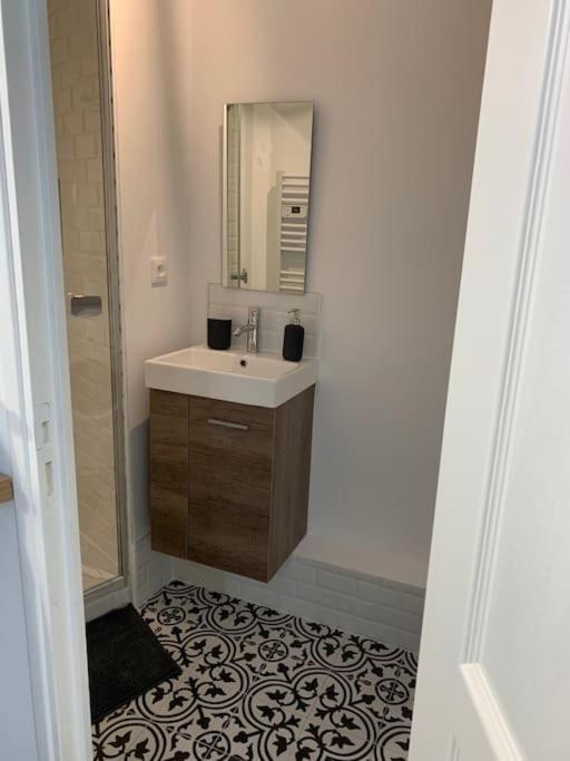 Studio Cosy A 12 Min A Pieds De La Gare Limoges Exteriör bild